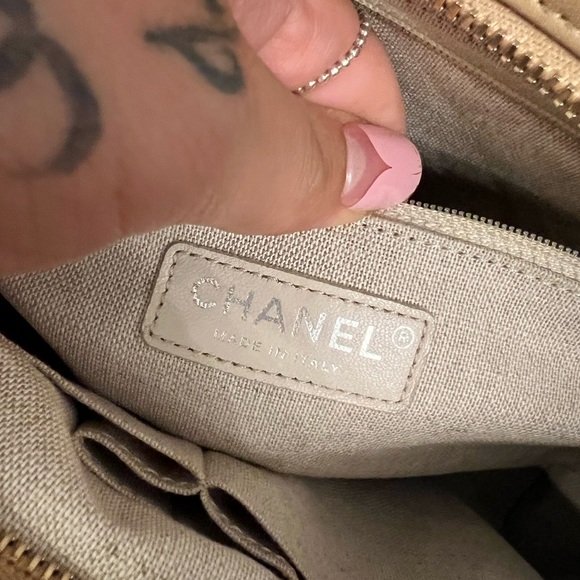 Chanel Medium Gabrielle Bag - Picture 5 of 6